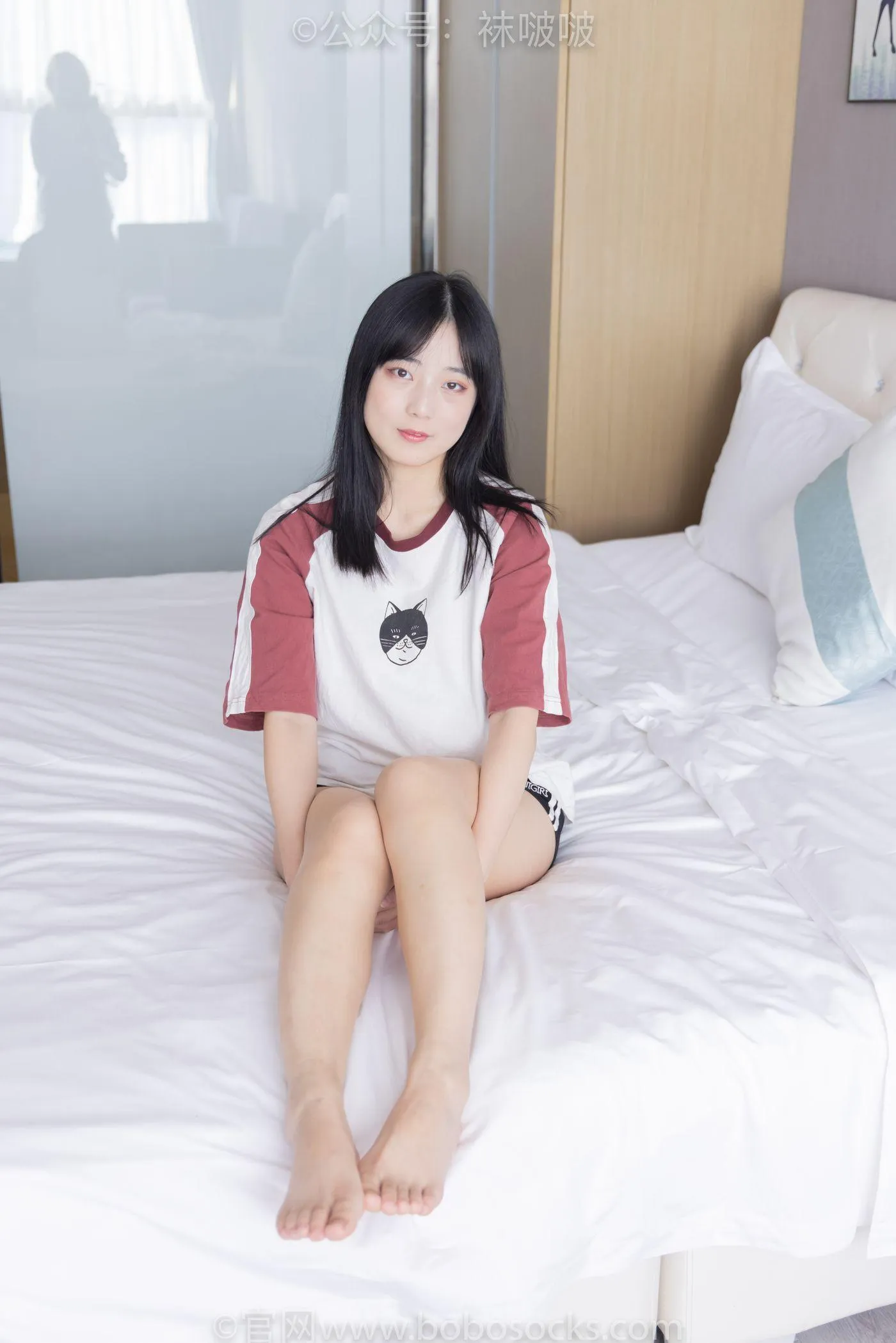 [BoBoSocks袜啵啵]NO.036 菠萝-帆布鞋、白棉袜、裸足 [138P]插图3